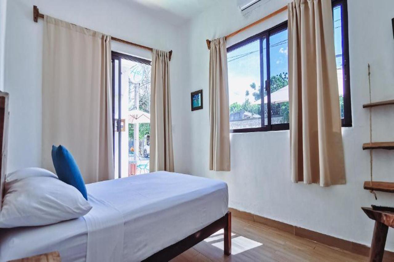 Ade Hotel Бакалар Экстерьер фото