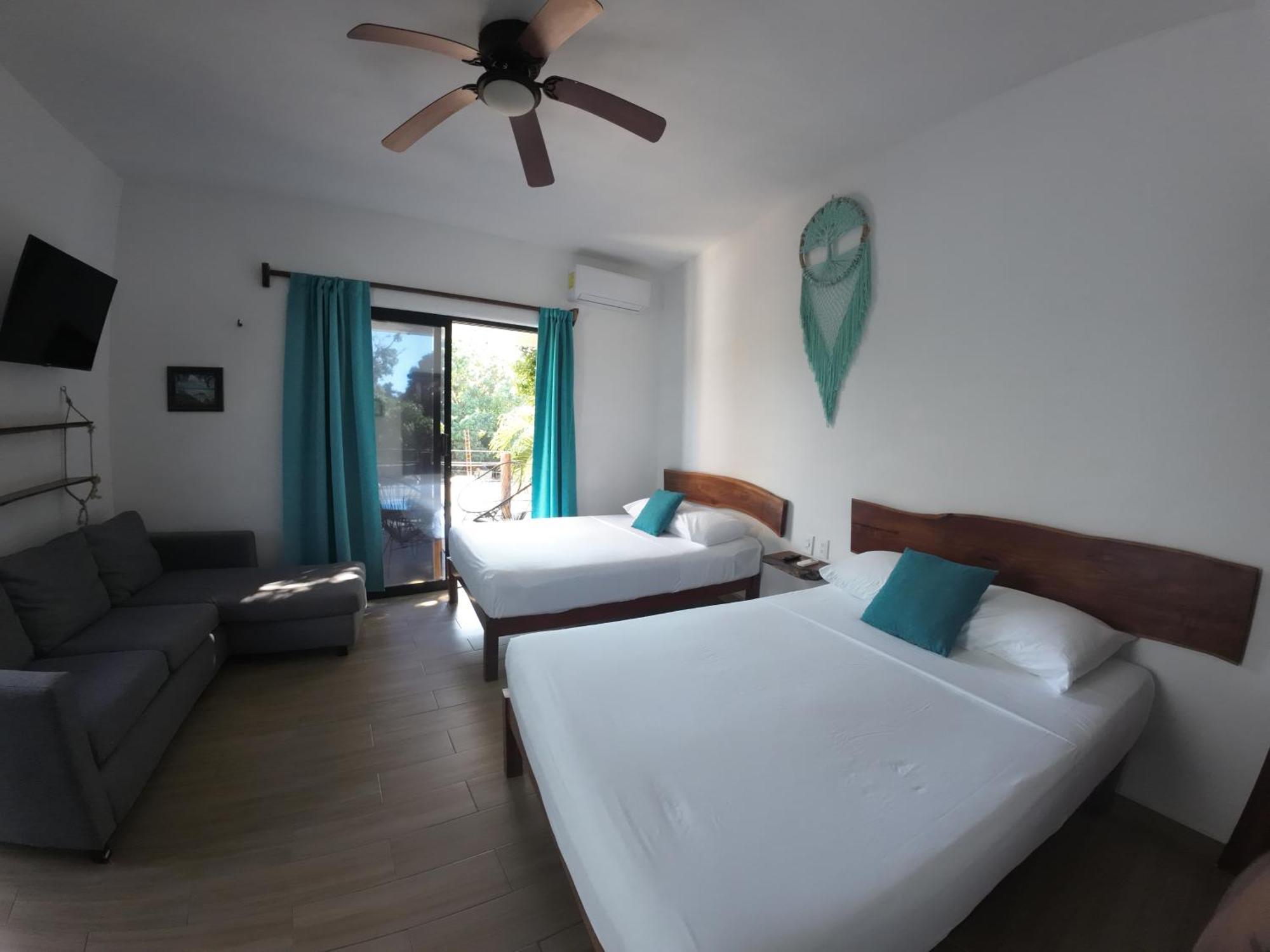 Ade Hotel Бакалар Экстерьер фото
