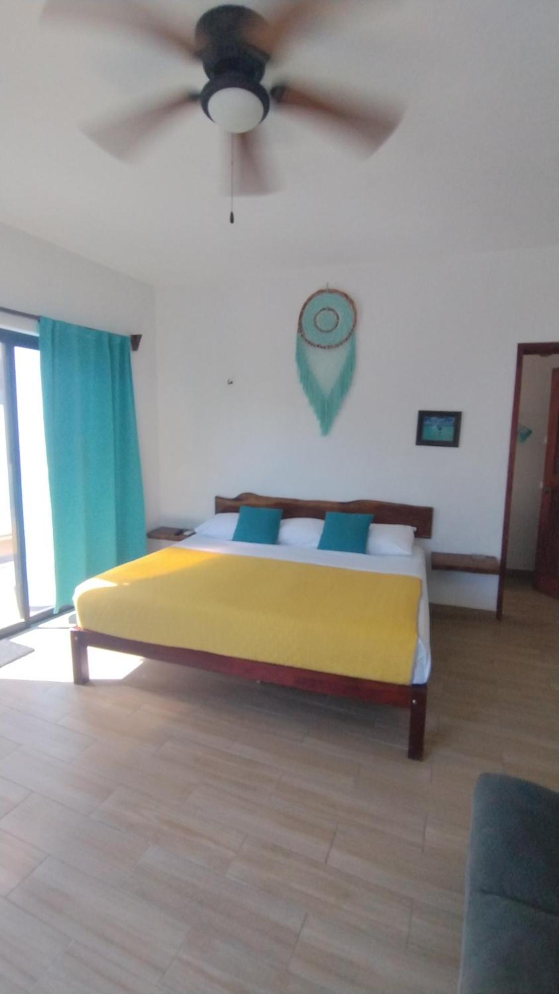 Ade Hotel Бакалар Экстерьер фото